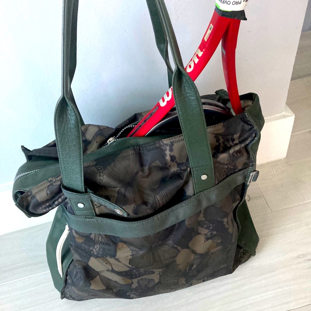 Lululemon bag
